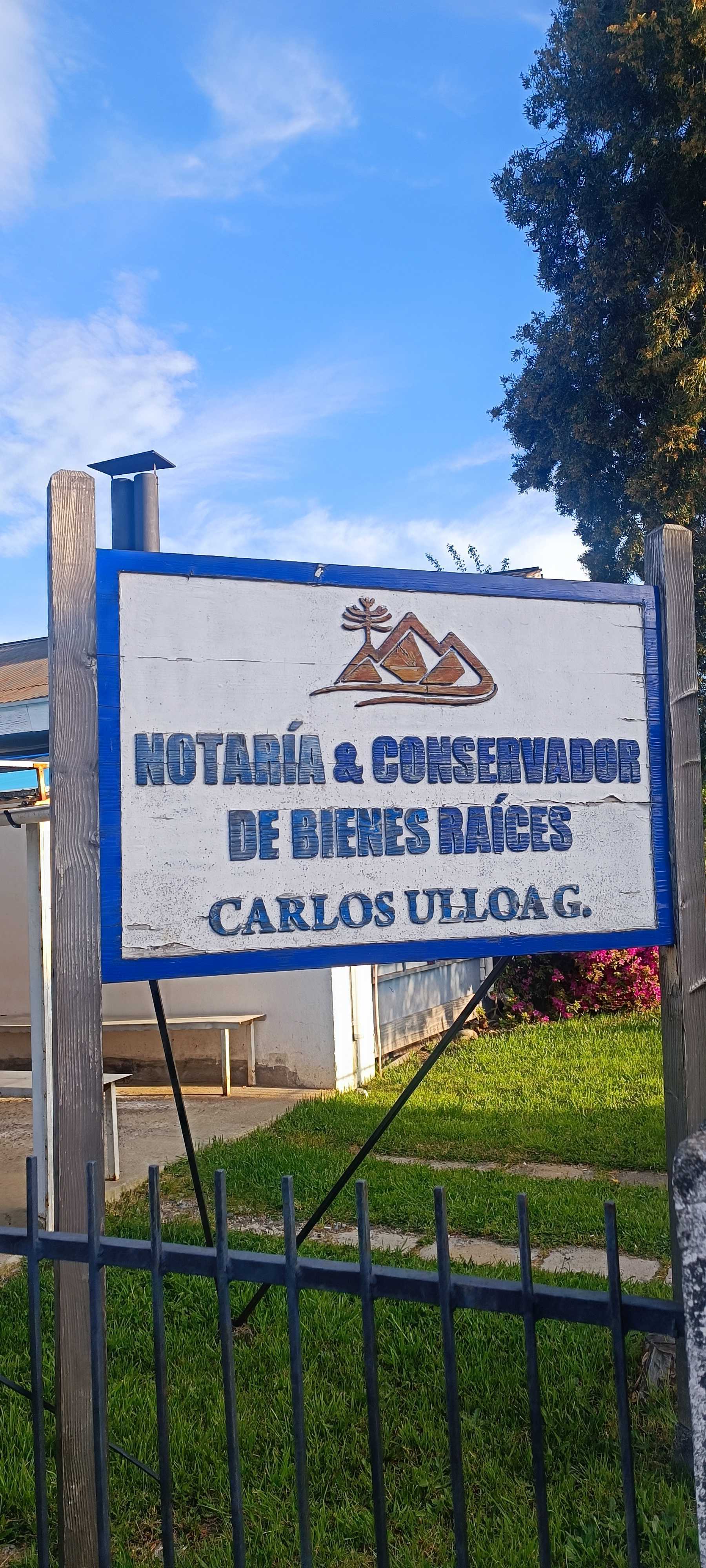 Conservador Carlos Ulloa
