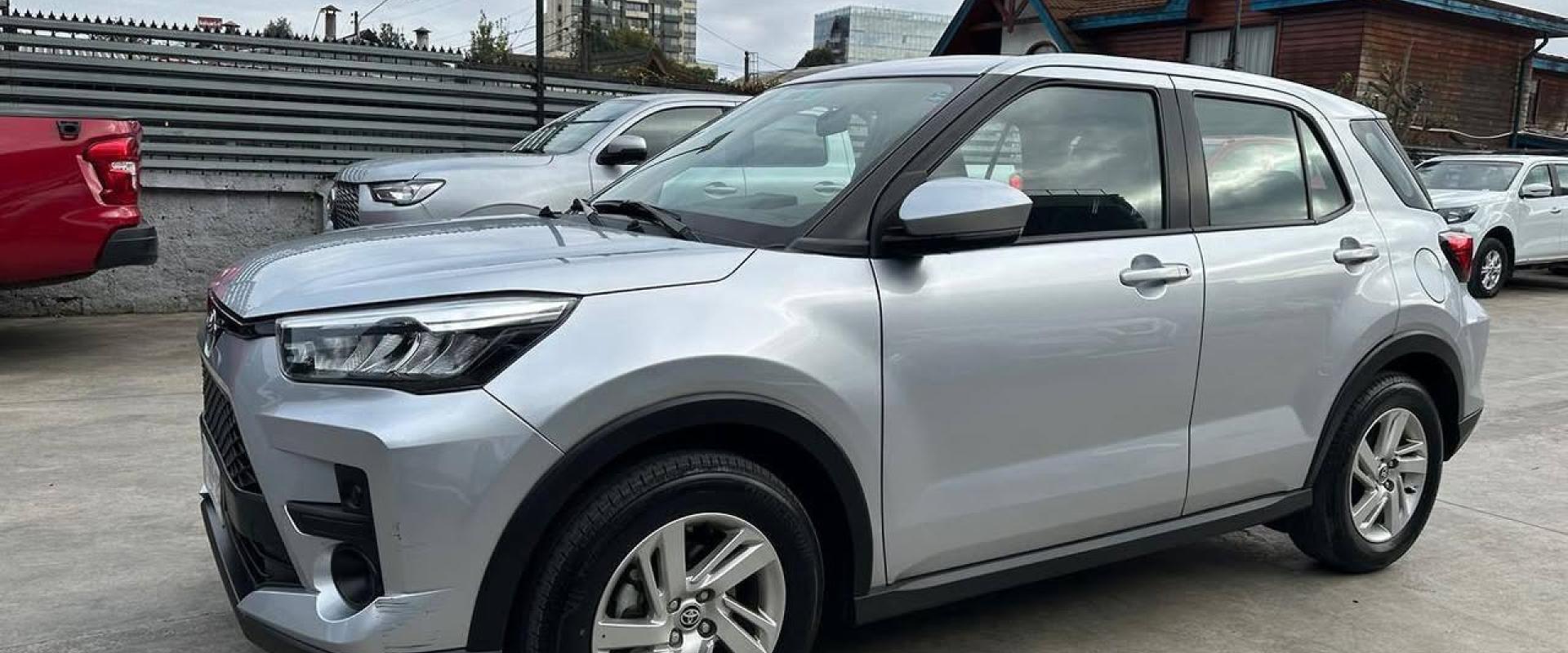 Toyota Raize 1.2 E CVT 2025