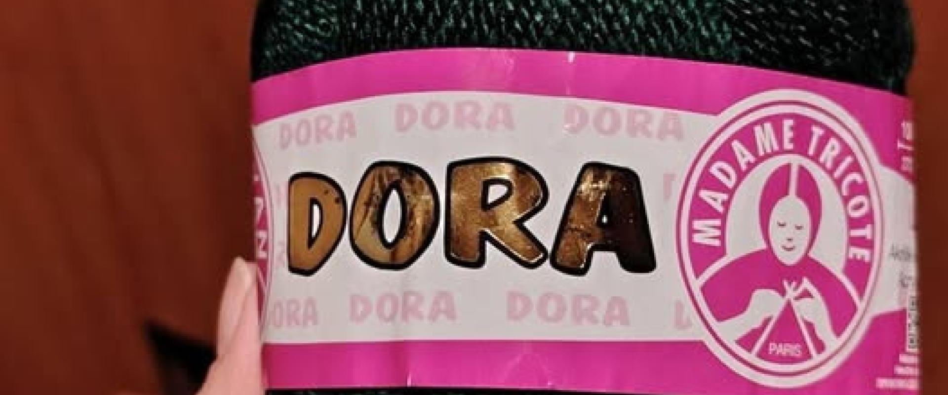 4 madejas de lana Dora verde botella y panquequera Blanick