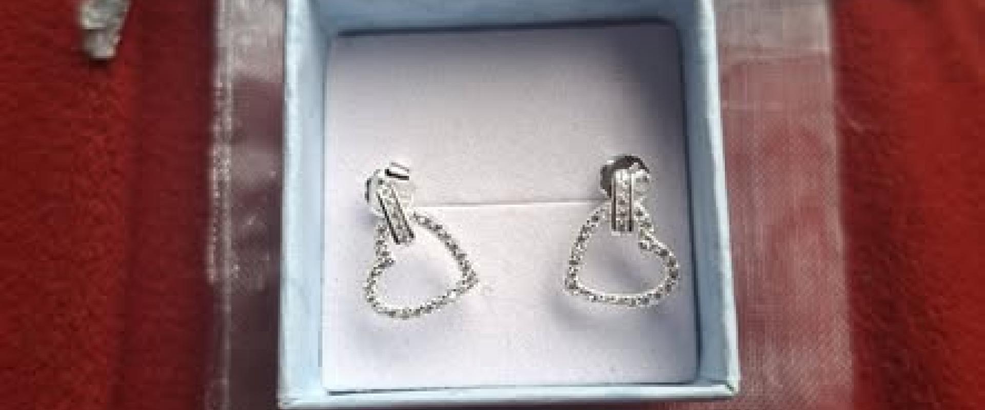 Aros de plata 925 forma de corazón
