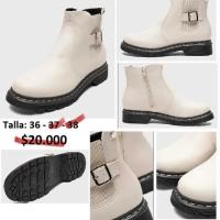 Botas y Botines Blancos - Últimas Unidades