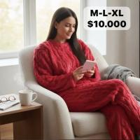 Conjunto de ropa blanca talla S-M