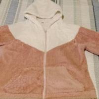 Polerón con capucha talla L-XL