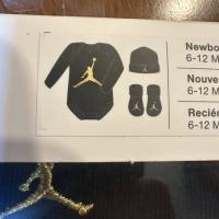 Conjunto bebé marca Jordan