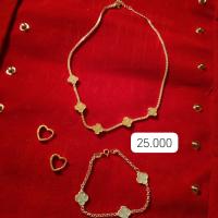 Conjunto de joyas de plata (anillo, pulsera y pendientes)
