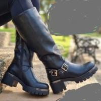 Botas negras en oferta
