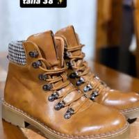 Zapatos de taco negros talla 41