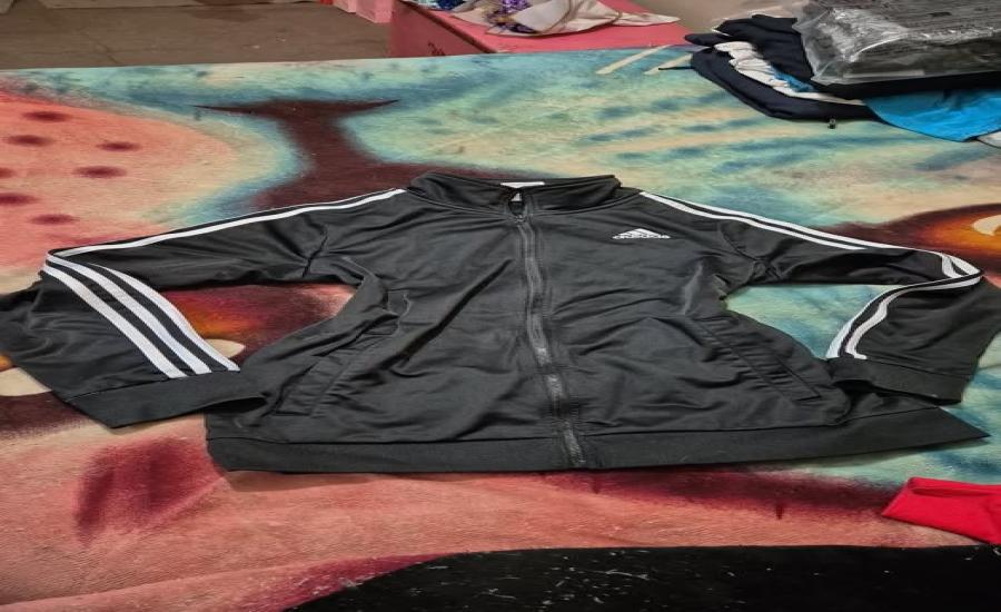 Polerón Adidas Talla 16 - ¡Impecable!