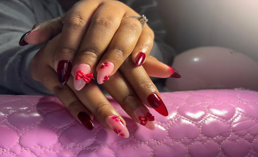 Servicio de Manicure y Pedicure para el Día de las Madres