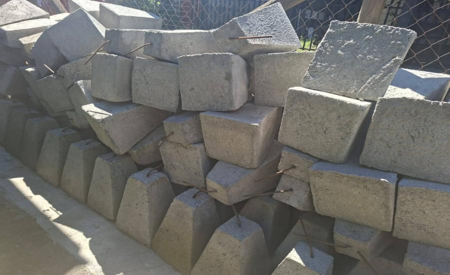 Apoyos de cemento de 30 y 40