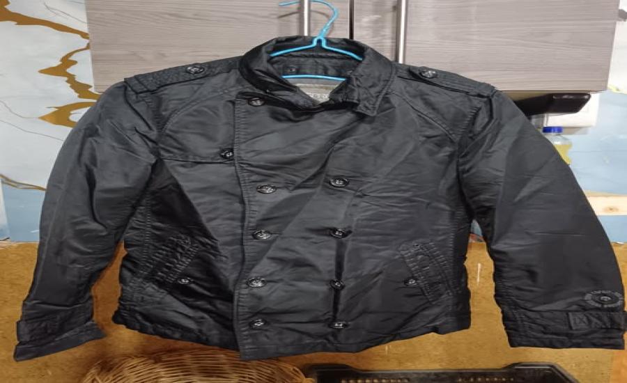 Chaqueta negra talla M-L