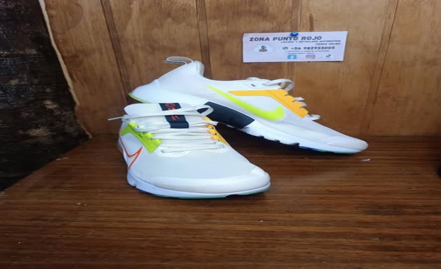 Zapatillas Nike Presto Turbo talla 41 EUR